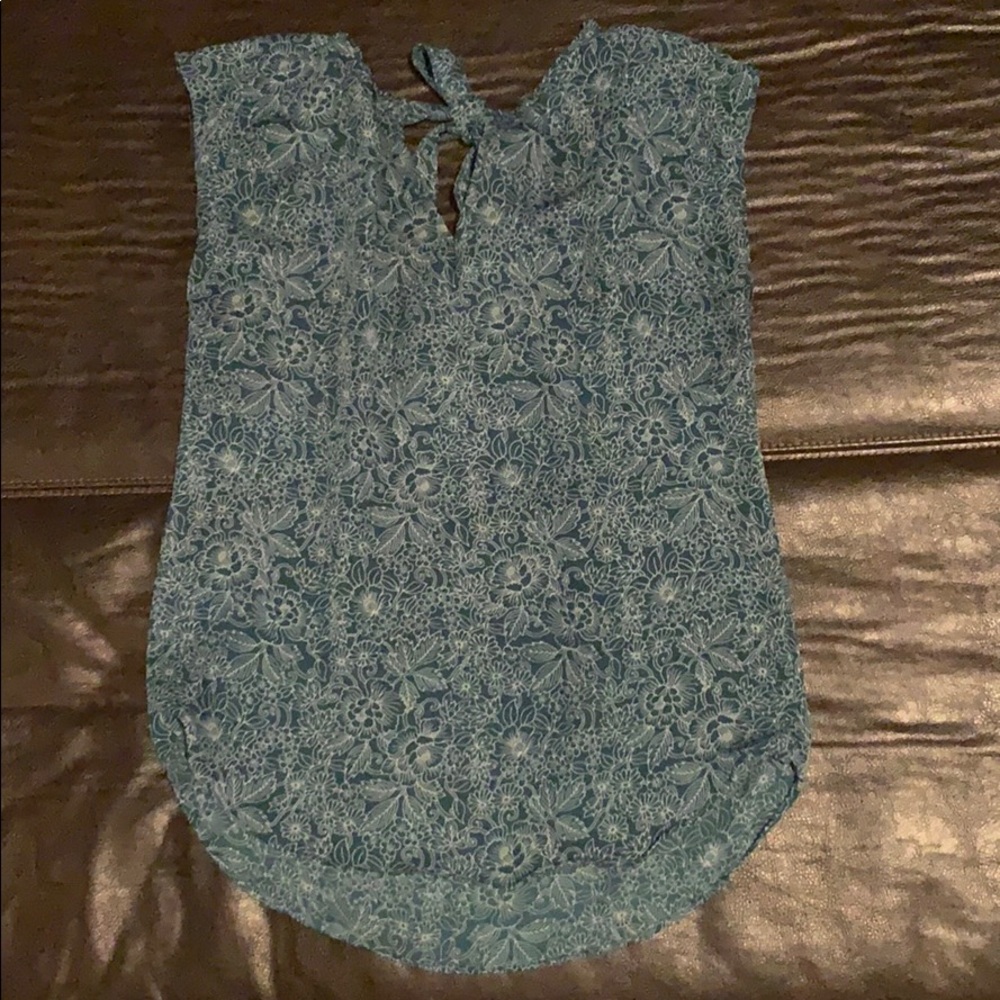 Blouse - Picture 2 of 3